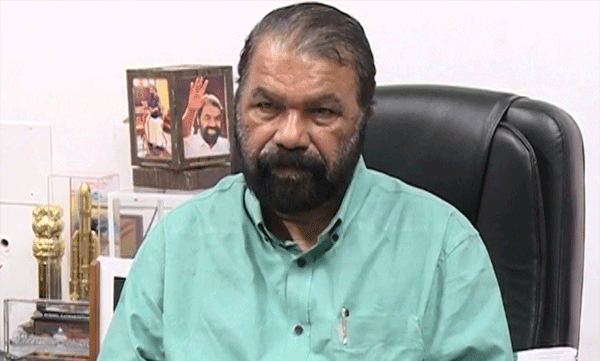 minister-seeks-reports-over-palakkad-student-mobile-phone-issue