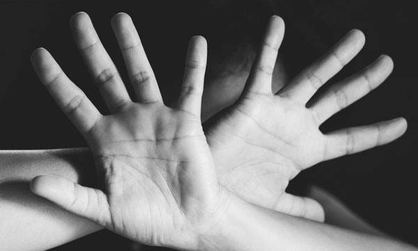 A young man was beaten to death by his neighbors and friends for a loan of 200 rupees...!