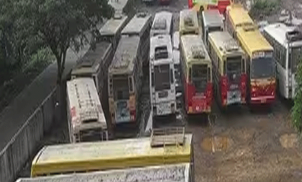 ksrtc-employees-strike-ongoing-in-kerala