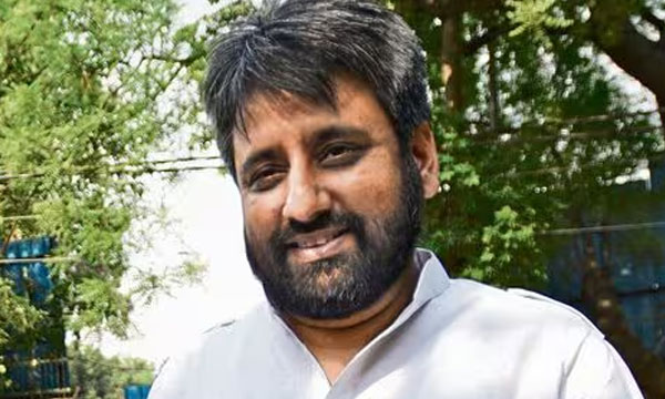 Raids In Delhi To Arrest AAP's Amanatullah Khan