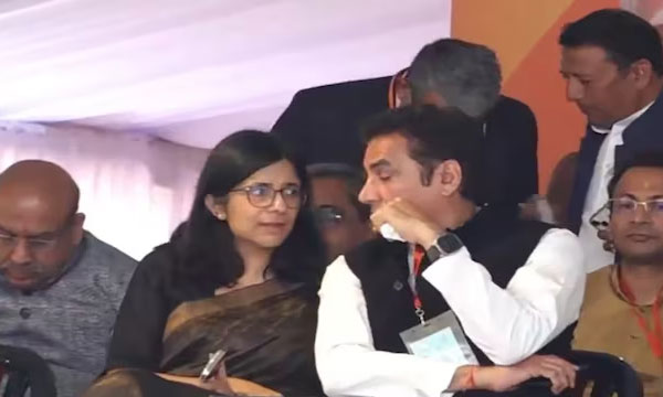 AAP's Swati Maliwal Spotted As Rekha Gupta Takes Oath 