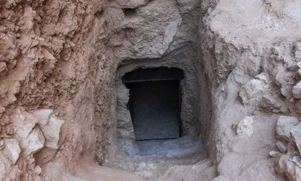 A century later, another pharaoh's tomb was discovered in Egypt