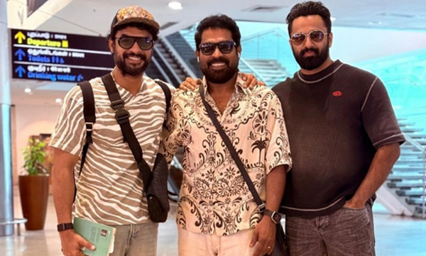 suraj-venjaramoodu-tovino-thomas-unni-mukundan-latest-pic-goes-viral