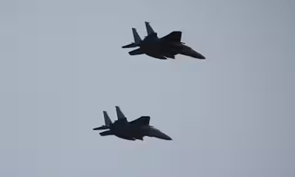 south-korean-fighter-jets-accidentally-dropped-eight-bombs-in-own-village-injured-many-airforce-apologizes-6-march-2025
