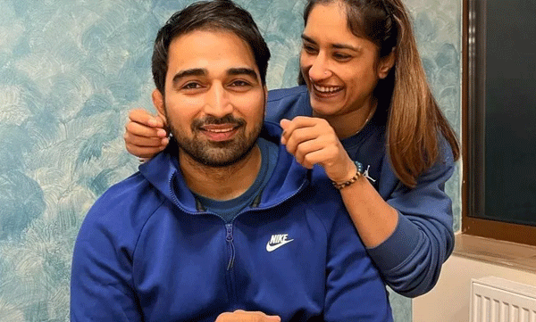 indian-wrestler-vinesh-phogat-announces-pregnancy-a-new-chapter-in-our-story