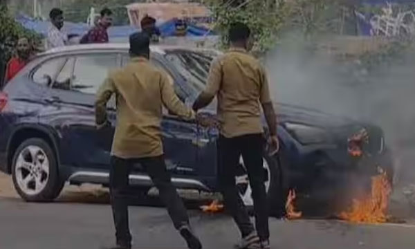bmw-car-caught-fire-while-driving-in-thiruvananthapuram-passengers-miraculously-escaped-from-the-car
