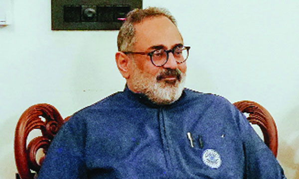 Rajiv Chandrasekhar visits Munambam protest camp; gives BJP membership to 50 people facing land issue