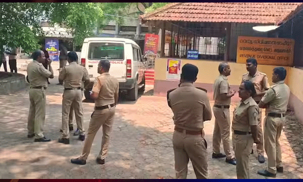 bomb-threat-at-rdo-offices-in-kerala-police-launch-probe