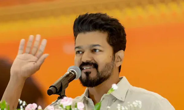 Actor Vijay Holds Iftar Party, Gets Served Fatwa