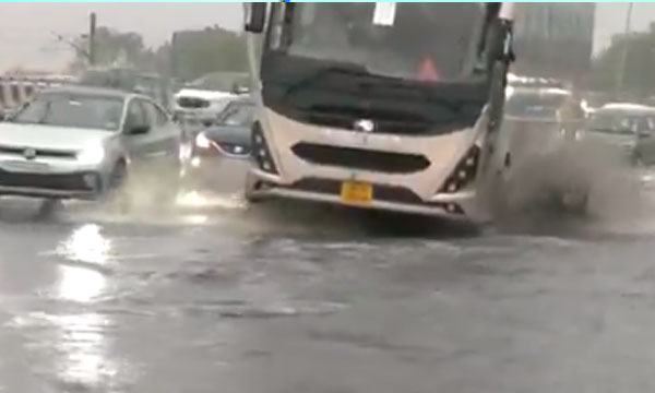 Heavy rain and wind in Delhi; Waterlogging in the city, flights delayed