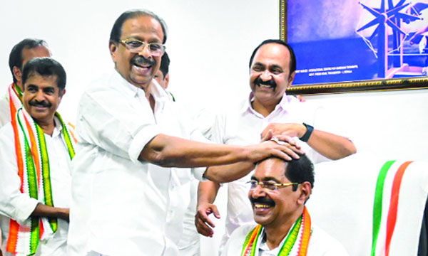 After the KPCC president, the district committees will also be disbanded; Four DCCs will be exempted