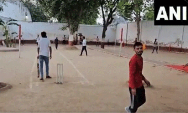 ipl-excitement-jail-premier-league-held-at-the-madhura-jail-in-uttar-pradesh