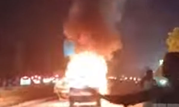 The car that was running in Amballur got burnt on the national highway; A family of five survived