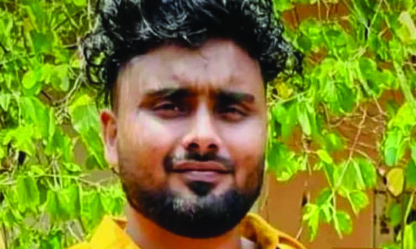 A case of trying to kill a police officer by hitting a vehicle