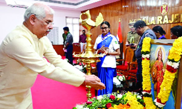 Dispute over Bharatamba; The governor can file a complaint against the education minister to the chief minister