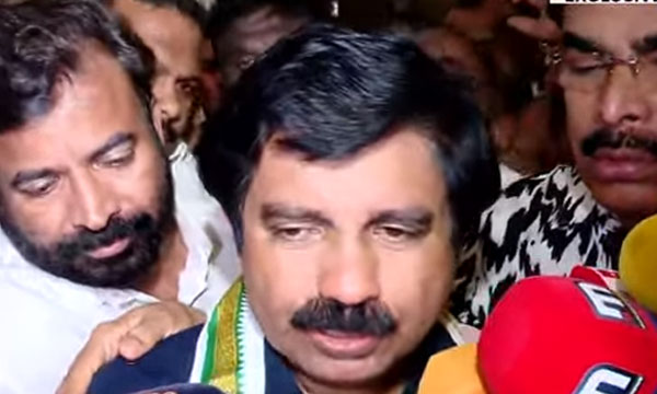 PV. Anwar  made a strong impact Aryadan Shaukam won big in Nilambur