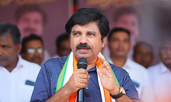 Everyone including Jamaat-e-Islami helped; Aryadan Shaukat visited Panakkad