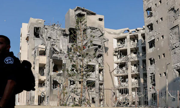 Iran violated the ceasefire within an hour; Reported attack on northern Israel