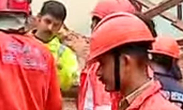 Three people were trapped after an old building collapsed in Kodakara; Rescue operation is in progress