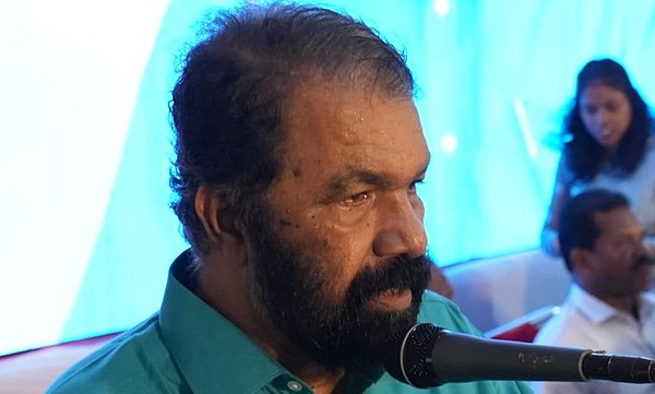 Zumba dance school uniform dance; Education Department to spread falsehood