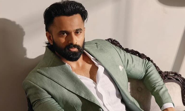 i-dont-have-a-manager-says-unni-mukundan