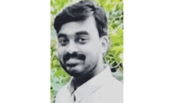 malayali-doctor-found-dead-in-up-hostel.