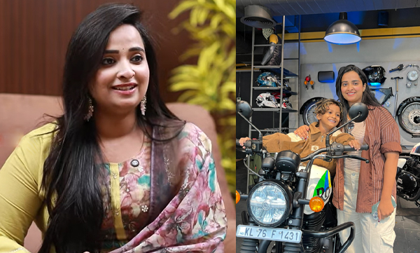 Maunaragam serial Varsha talk about her personal life and marriage