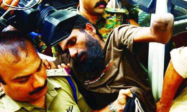 Another prisoner with Govindachamy, more staff to monitor