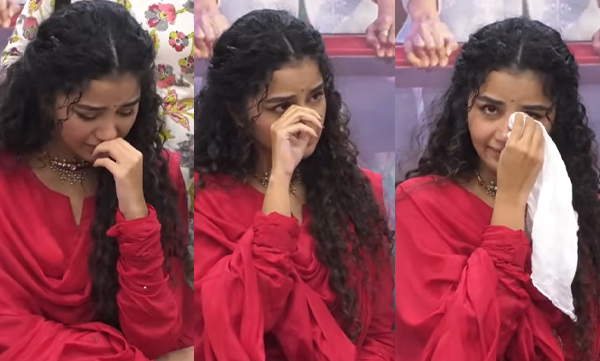 Anupama Parameswaran Gets Emotional at Parada Movie Press Meet 