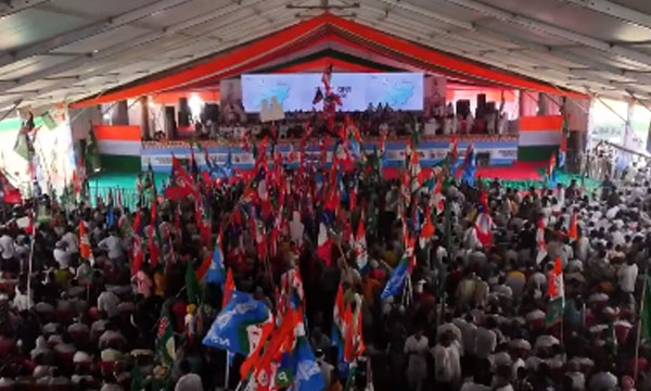 Congress protests over vote rigging controversy