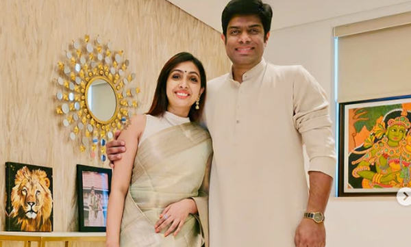 uttara-unni-wishes-her-husband-a-happy-birthday