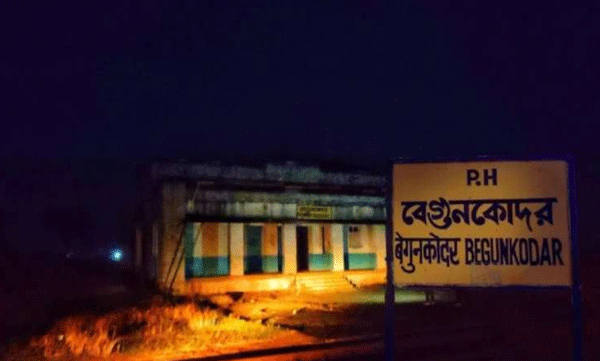 ghost-railway-station-india