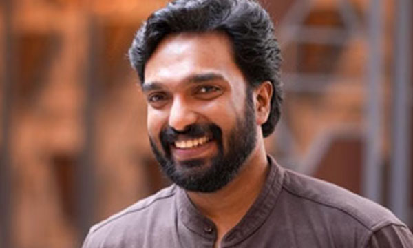 Amit Chakkalakkal's travels will also be investigated; suspicions of links with middlemen