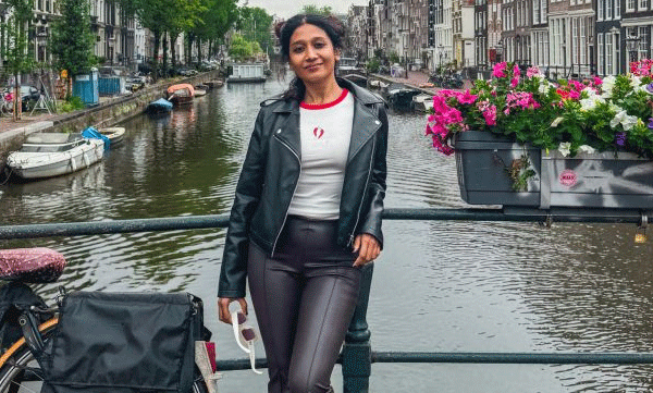 work-to-live-not-live-to-work-woman-shares-post-about-indian-work-culture