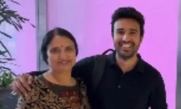 google-techie-takes-his-mother-to-san-francisco-office