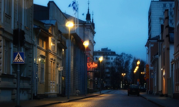 naked-office-meetings-the-secret-to-worlds-happiest-country