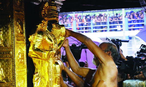 It was handed over in the form of coins; statement that he did not know that the gold belonged to Sabarimala