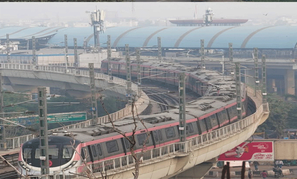 anti-smog-guns-and-water-sprinklers-installed-in-public-places-in-delhi-articleshow