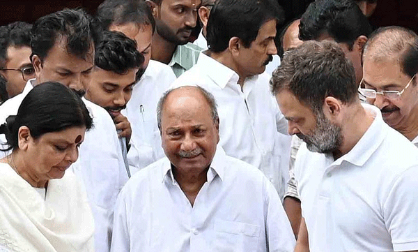 Antony is back in active leadership; Congress with 17-member core committee