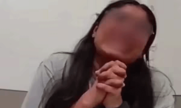 taking-men-clothes-give-me-a-chance-indian-women-pleaded-caught-theft-articleshow