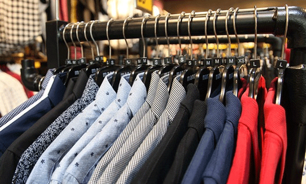 shirts-for-rs-13-viral-offer-make-create-chaos-in-ludhiana-shop