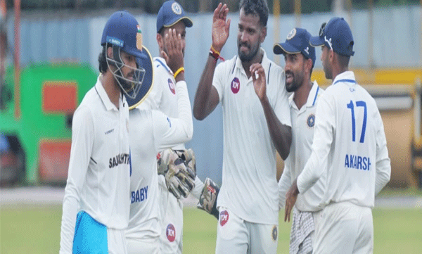 rohan-kunnummal-scores-fifty-kerala-starts-well-vs-saurashtra-in-ranji-trophy