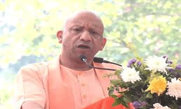 singing-of-vande-mataram-will-be-made-mandatory-in-all-schools-cm-yogi-announces