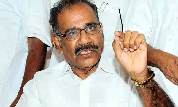 stray-dog-attack-at-thrissur-zoological-park-forest-minister-to-investigate-death-of-spotted-deer