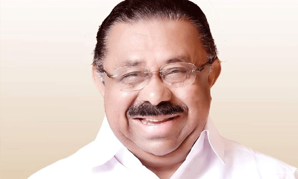 Shashi Tharoor is a man who didn't shed a drop of sweat, entered politics due to the generosity of the Nehru family: MM Haasan