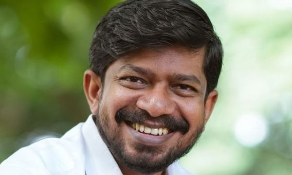 The Youth Congress is not there to protect Rahul like the CPI(M) came out to save Mukesh.