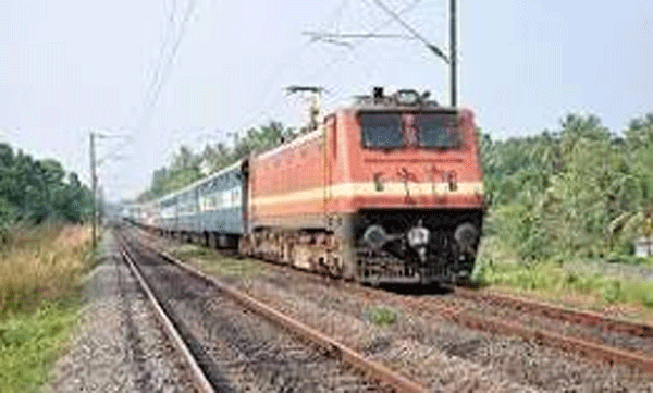 indian-railways-announce-special-train-services-christmas-and-new-year-season-