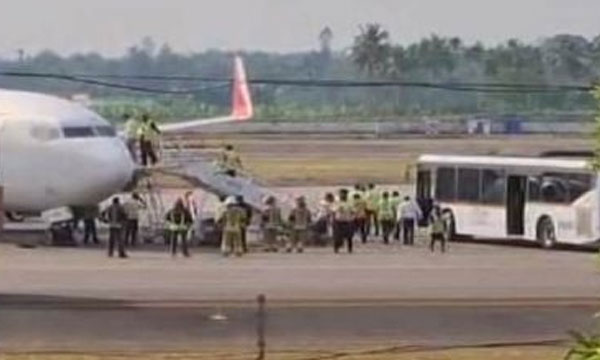 Face to face with the accident; Air India flight carrying 160 people lands in Nedumbassery