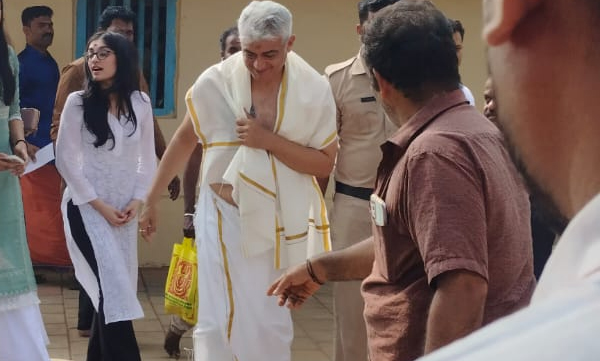 actor-ajith-palakkad-temple-visit-ootukulangara-bhagavathy-temple-