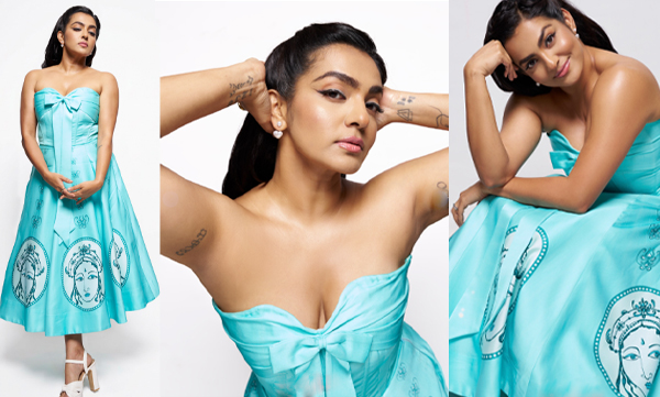 Parvathy Thiruvoth hot look in blue satin dress